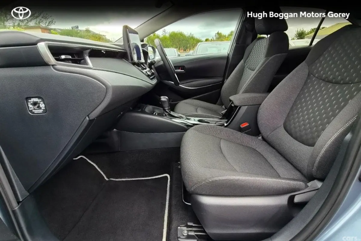 Toyota Corolla Saloon, Petrol Hybrid, 2024, Grey