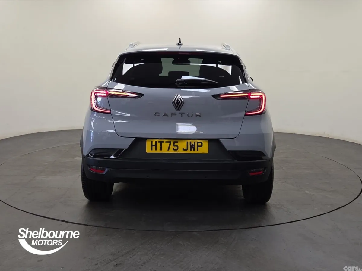 Renault Captur Hatchback, Petrol, 2026, Grey