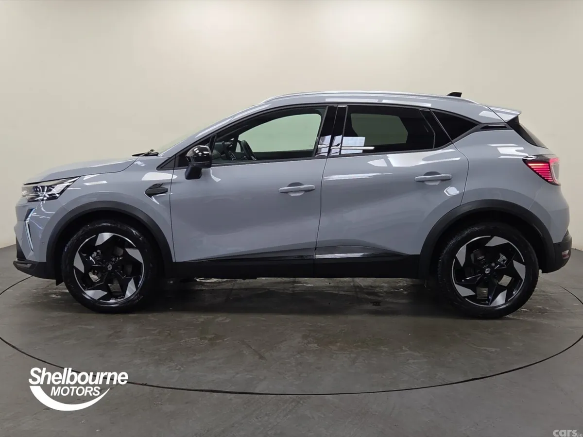 Renault Captur Hatchback, Petrol, 2026, Grey