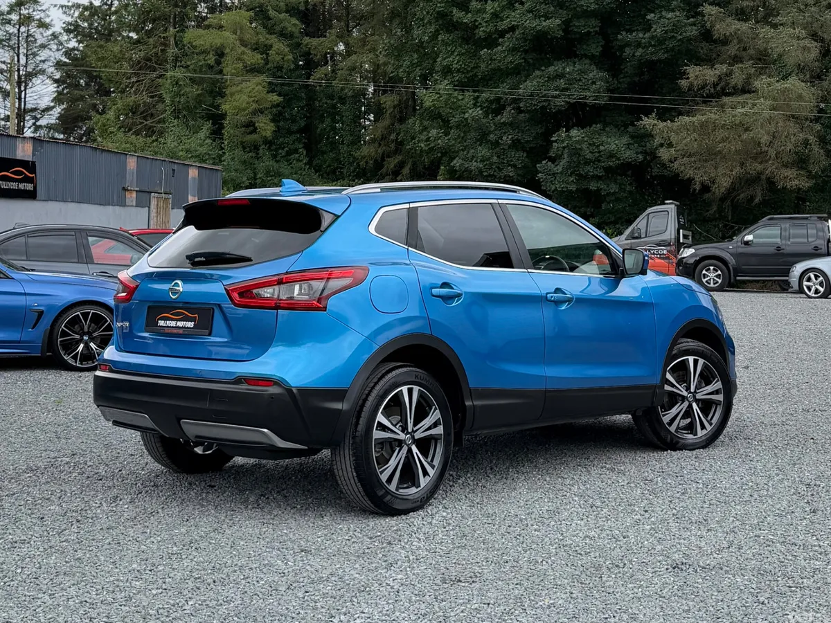 Nissan Qashqai Hatchback, Diesel, 2019, Blue