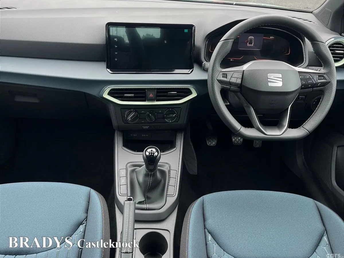 SEAT Arona SUV, Petrol, 2027, Grey