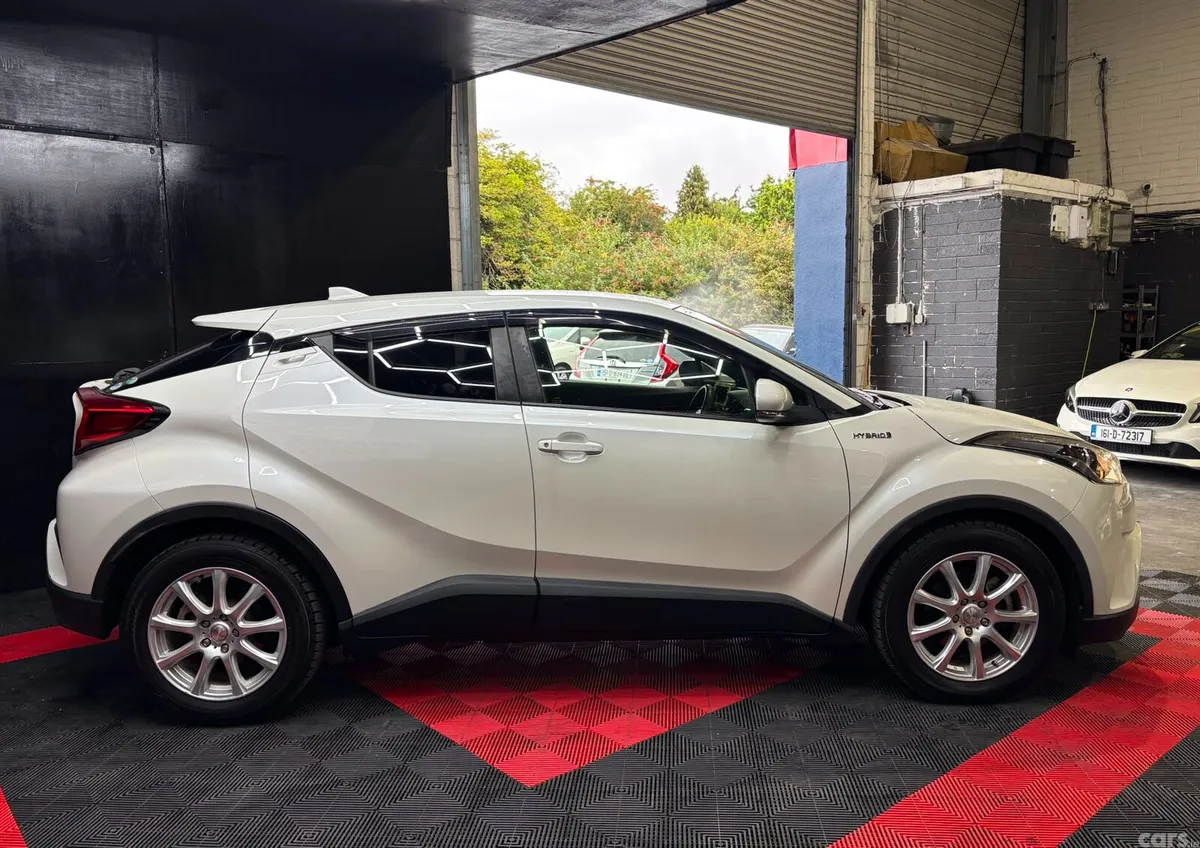 Toyota C-HR Van, Petrol Hybrid, 2018, White