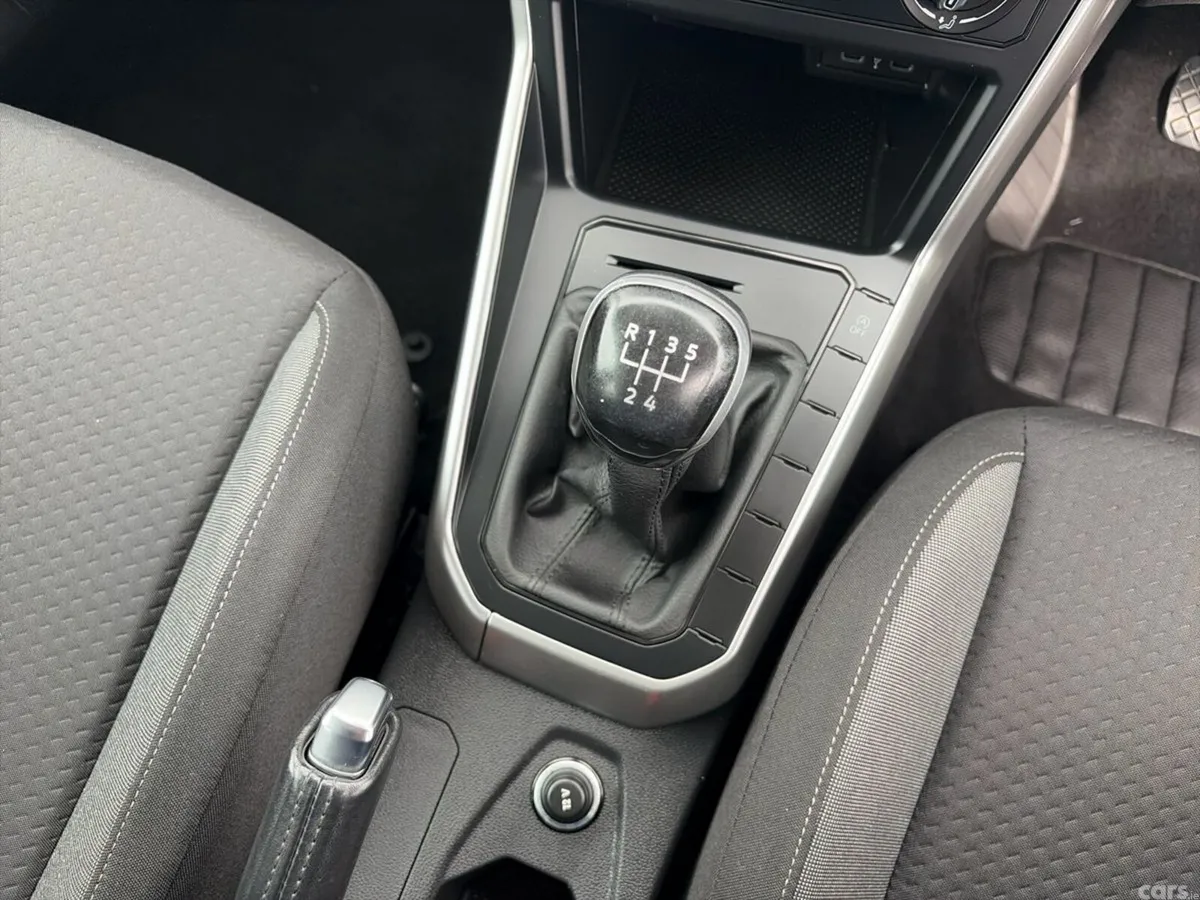 Volkswagen Polo Hatchback, Petrol, 2024, White
