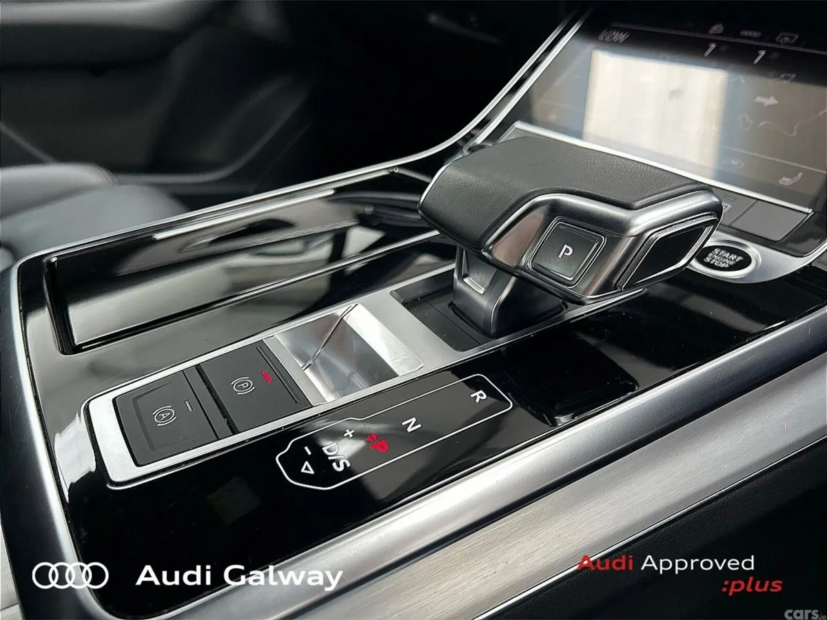Audi Q7 SUV, Petrol Plug-in Hybrid, 2025, Grey