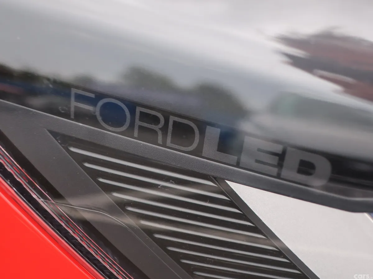 Ford Focus Hatchback, Petrol, 2025, Red