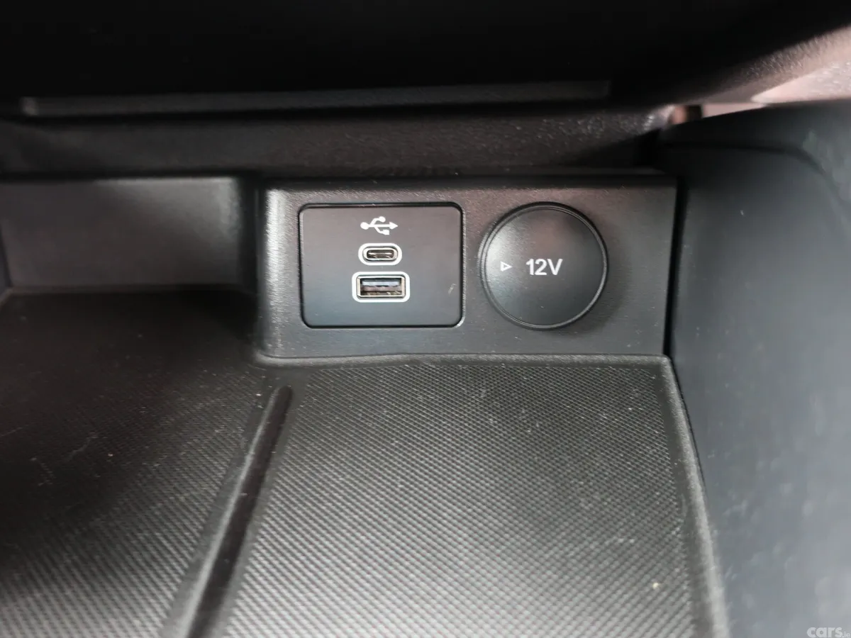 Ford Focus Hatchback, Petrol, 2025, Red