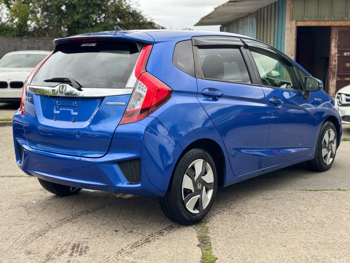 Honda Fit Hatchback, Petrol Hybrid, 2014, Blue