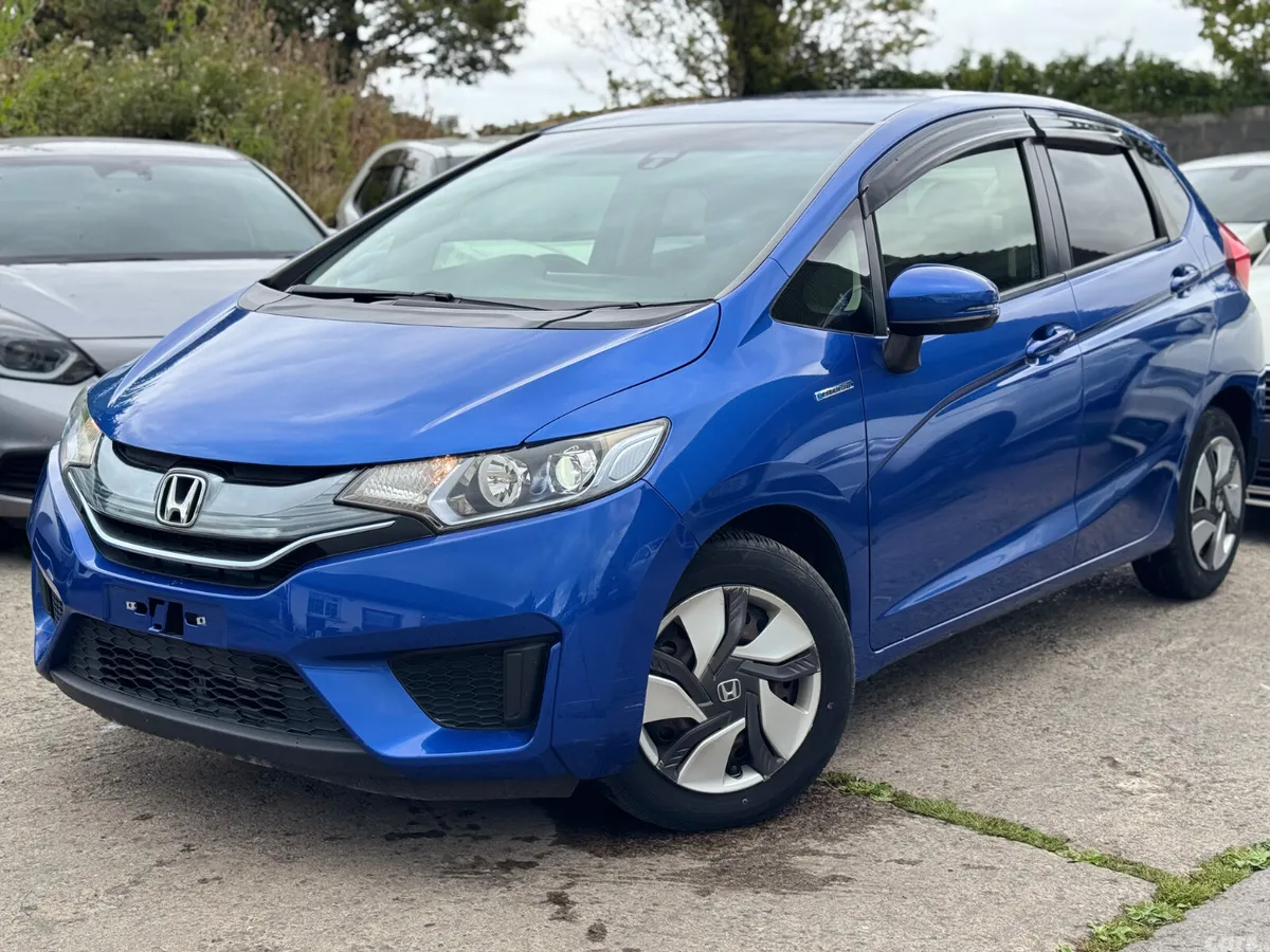 Honda Fit Hatchback, Petrol Hybrid, 2014, Blue