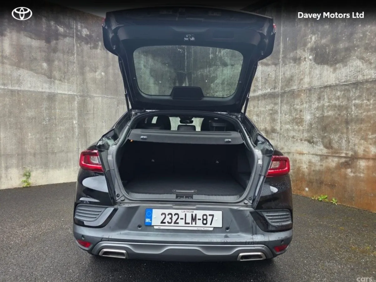 Renault Arkana Hatchback, Petrol, 2023, Black
