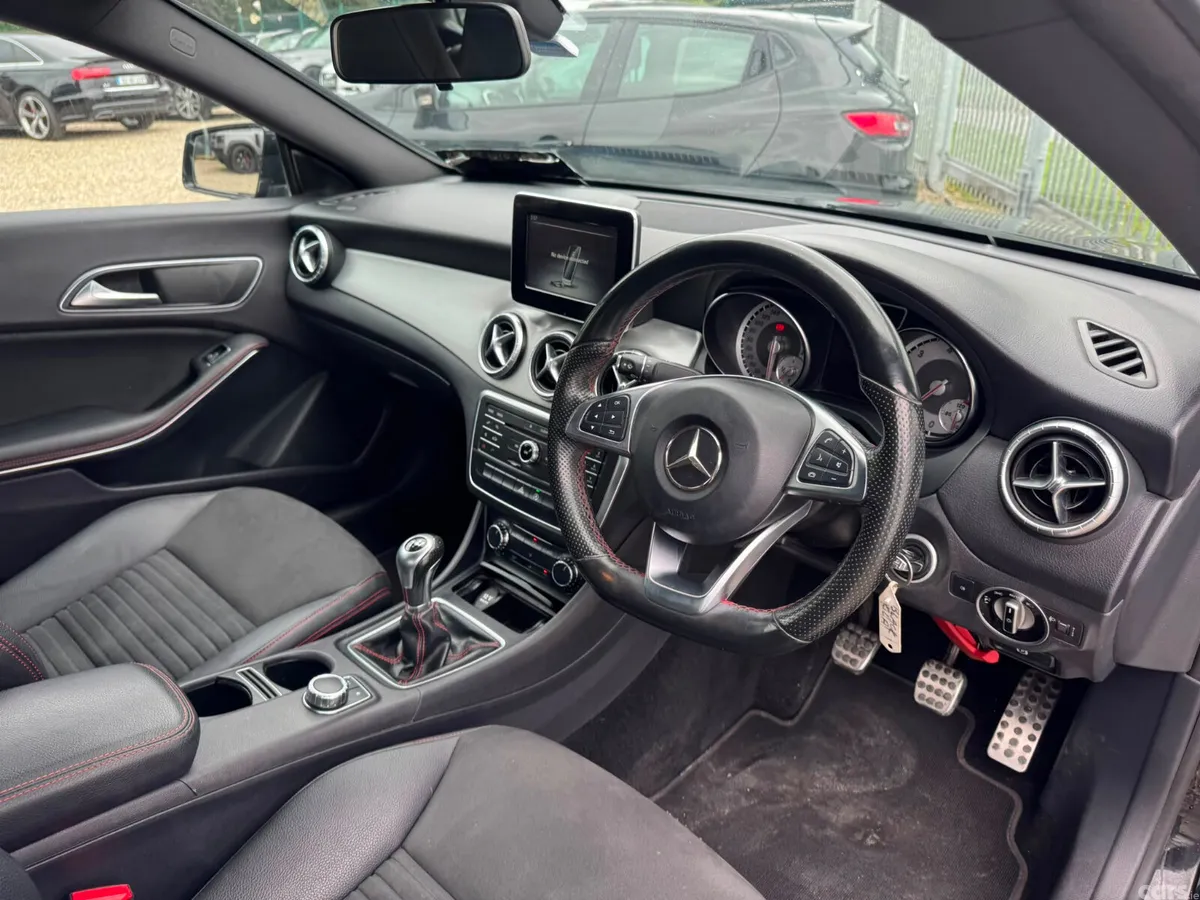 Mercedes-Benz CLA Saloon, Diesel, 2015, Black