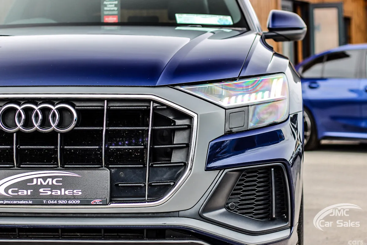 Audi Q8 Hatchback, Diesel, 2019, Blue