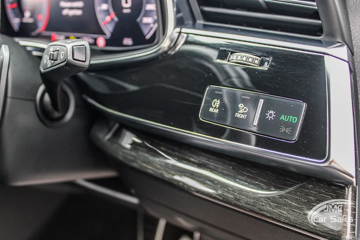 Audi Q8 Hatchback, Diesel, 2019, Blue