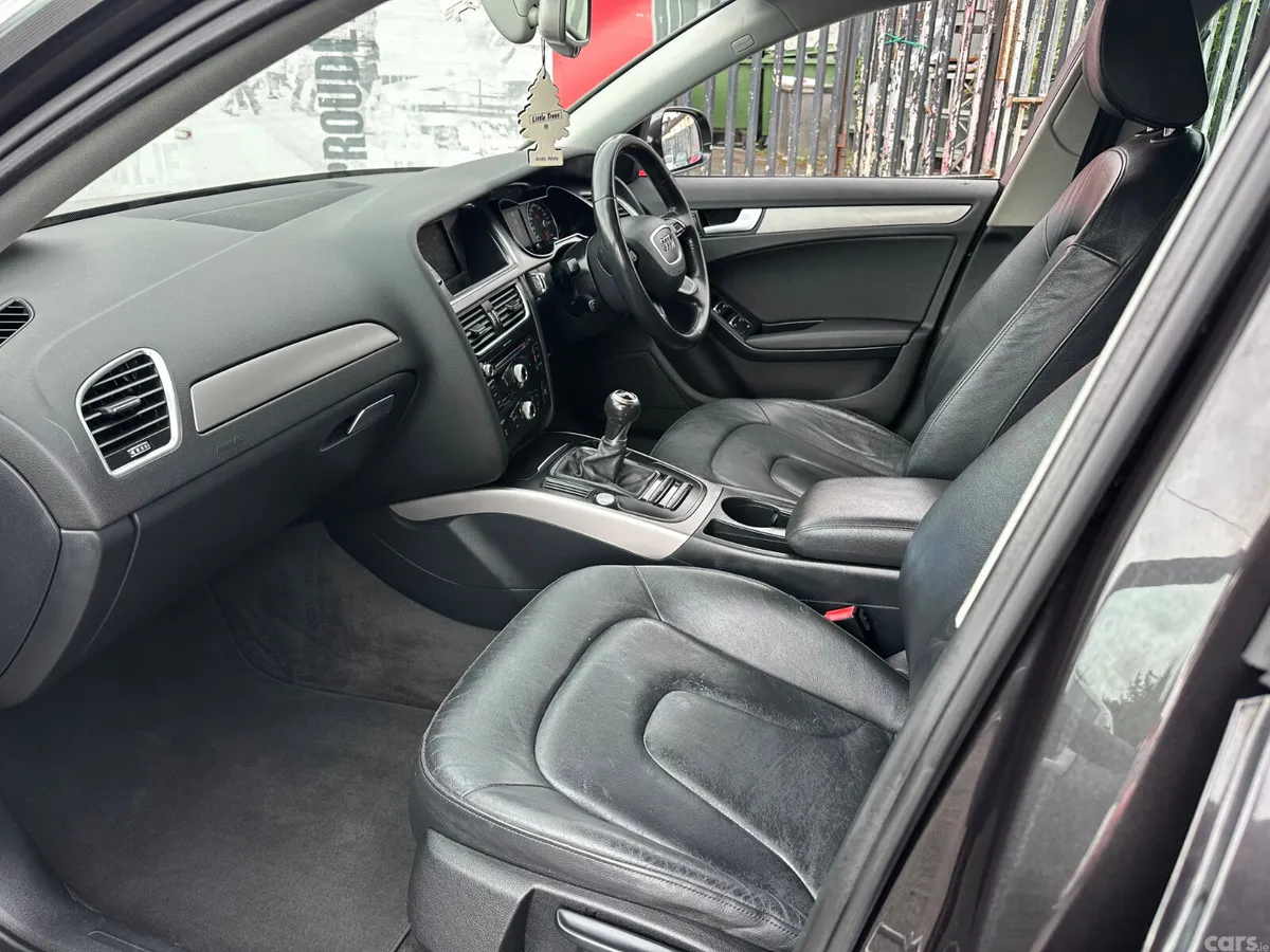 Audi A4 Saloon, Diesel, 2014, Grey