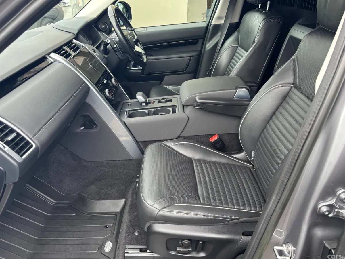 Land Rover Discovery Van, Diesel, 2022, Grey