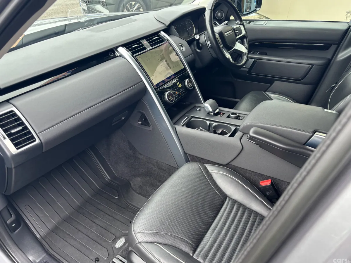 Land Rover Discovery Van, Diesel, 2022, Grey