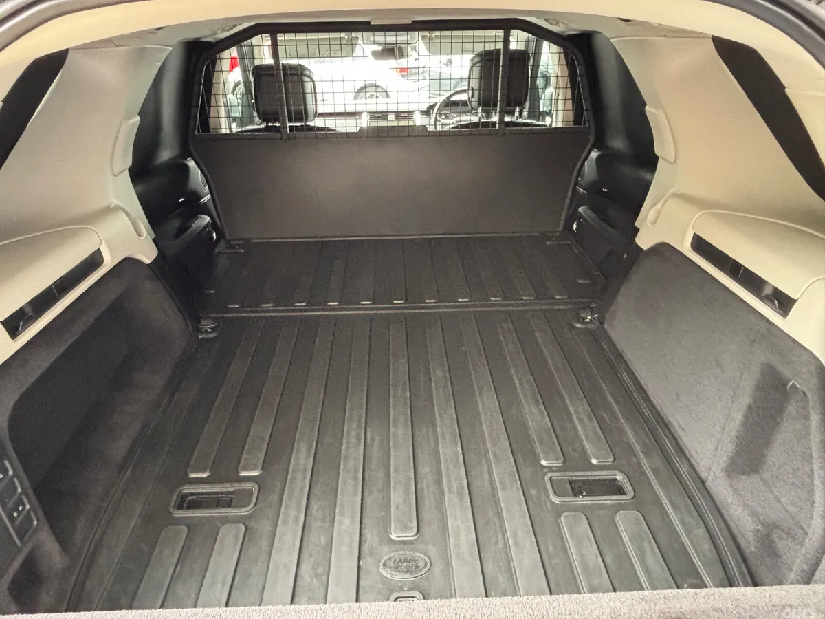 Land Rover Discovery Van, Diesel, 2022, Grey