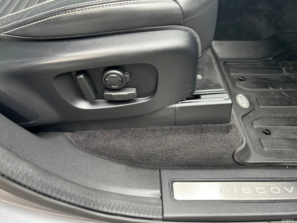 Land Rover Discovery Van, Diesel, 2022, Grey