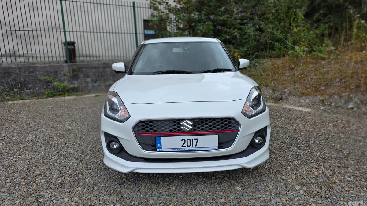Suzuki Swift Hatchback, Petrol Hybrid, 2017, White
