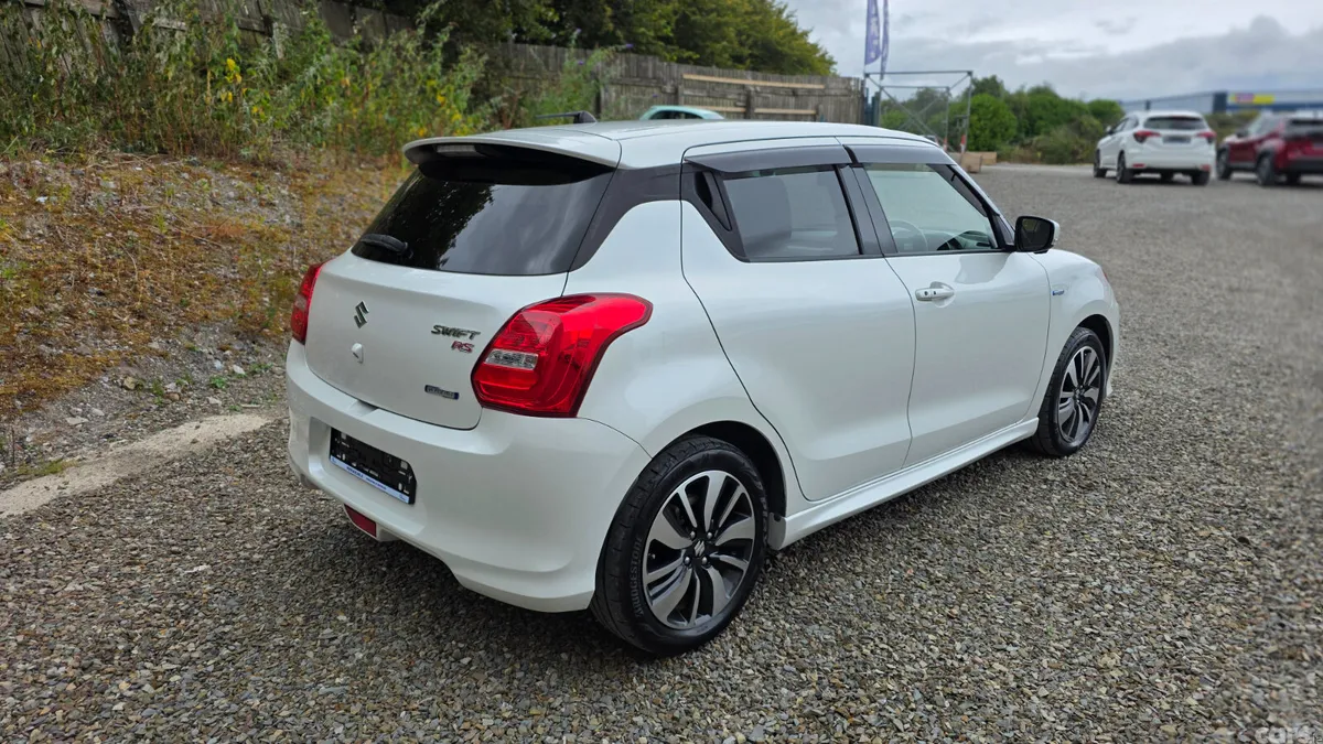 Suzuki Swift Hatchback, Petrol Hybrid, 2017, White
