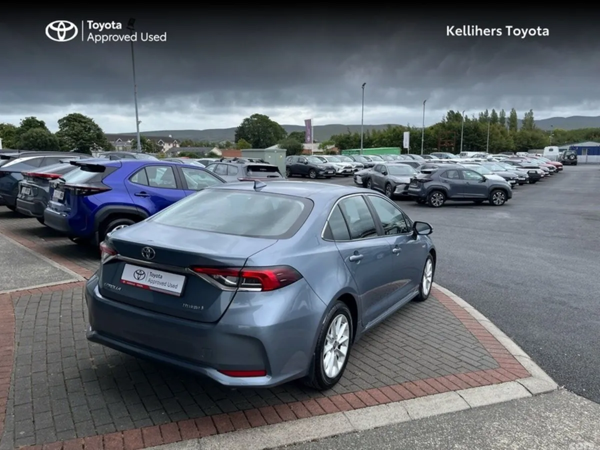 Toyota Corolla Saloon, Petrol Hybrid, 2021, Grey