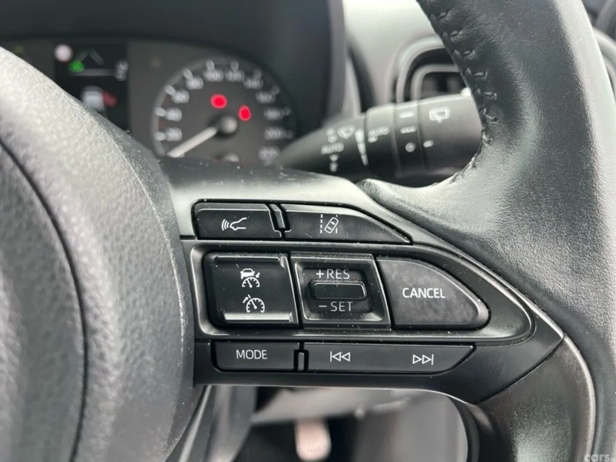 Toyota Yaris Hatchback, Petrol Hybrid, 2023, Black