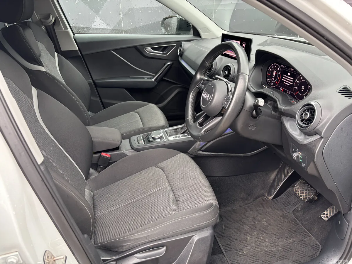 Audi Q2 Hatchback, Petrol, 2020, White