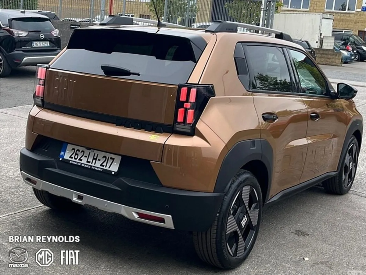 Fiat Panda Hatchback, Electric, 2026, Brown