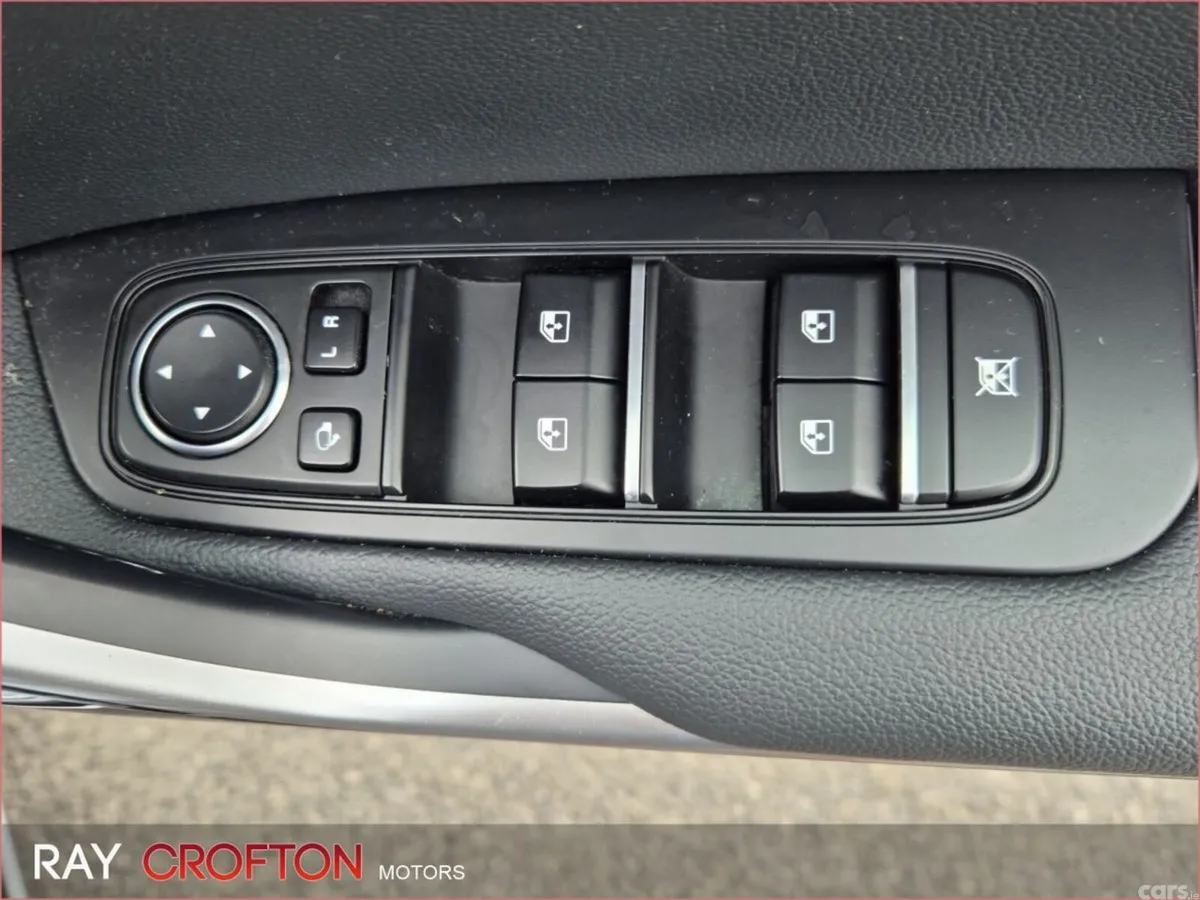 Kia Ceed Hatchback, Petrol, 2024, Grey