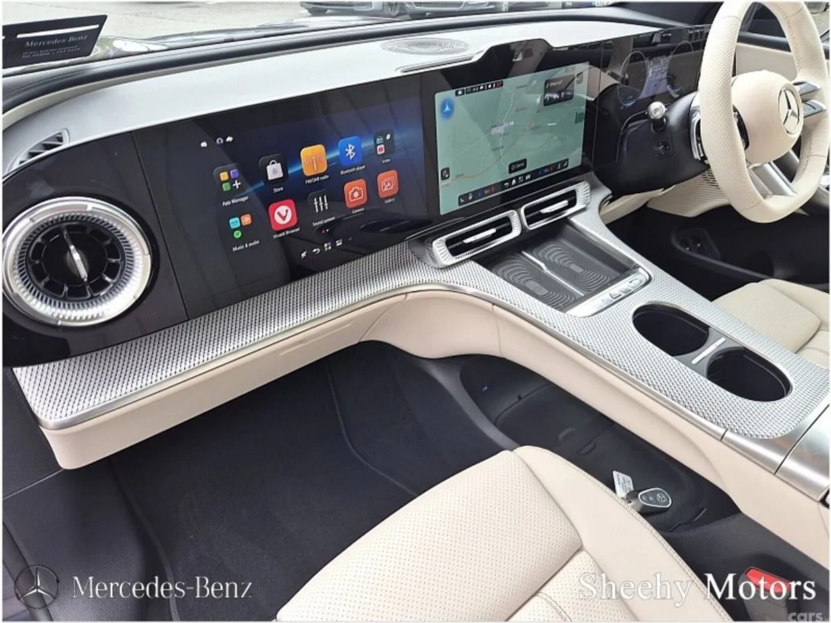 Mercedes-Benz GLC SUV, Electric, 2027, Blue