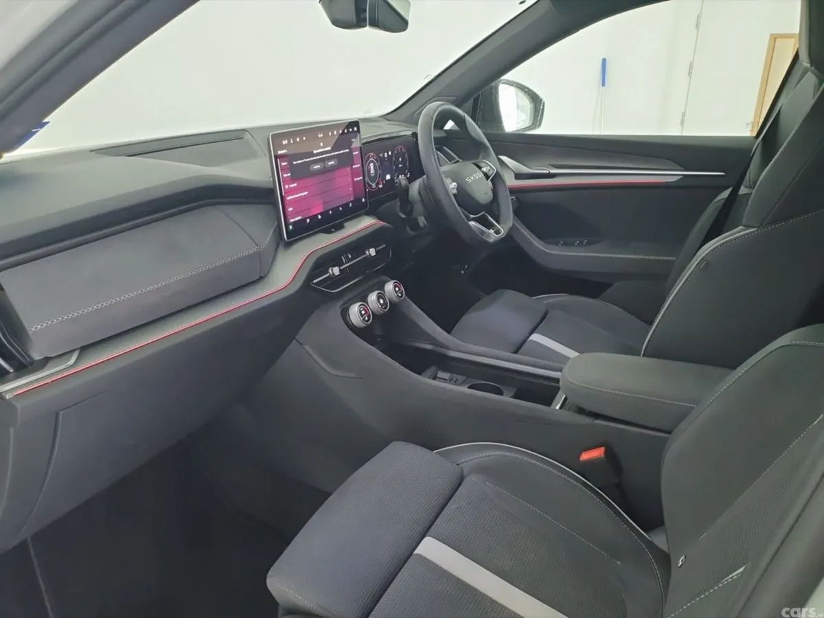 Skoda Kodiaq SUV, Petrol Plug-in Hybrid, 2026, Grey