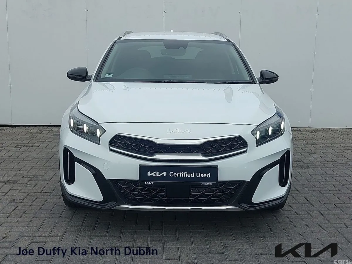 Kia XCeed Hatchback, Petrol Plug-in Hybrid, 2024, White