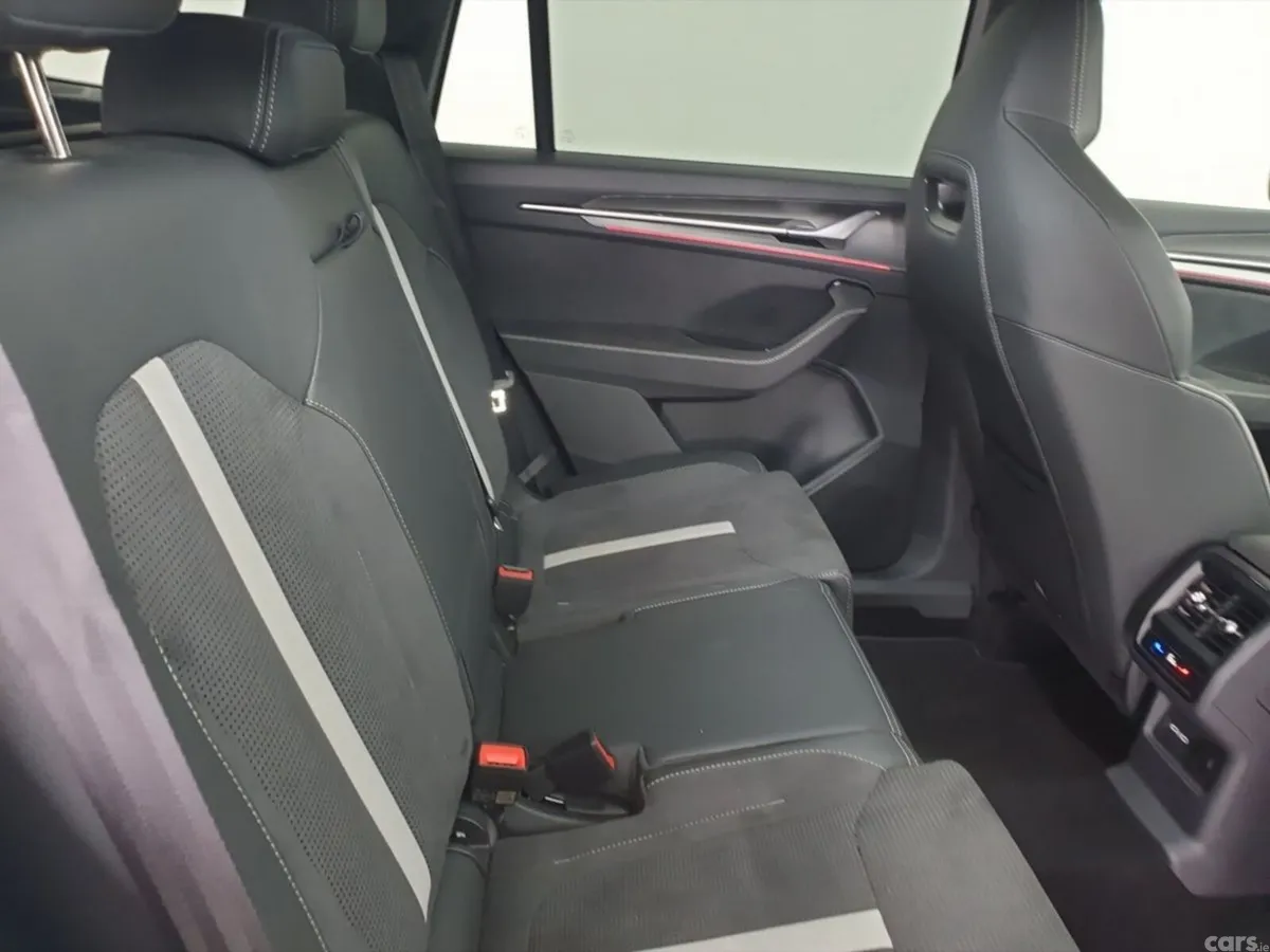 Skoda Kodiaq SUV, Petrol Plug-in Hybrid, 2026, Grey