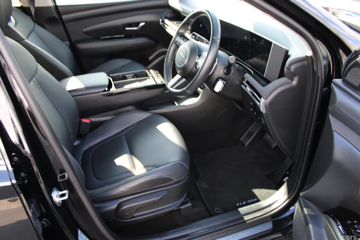 Hyundai Tucson SUV, Petrol Plug-in Hybrid, 2025, Black