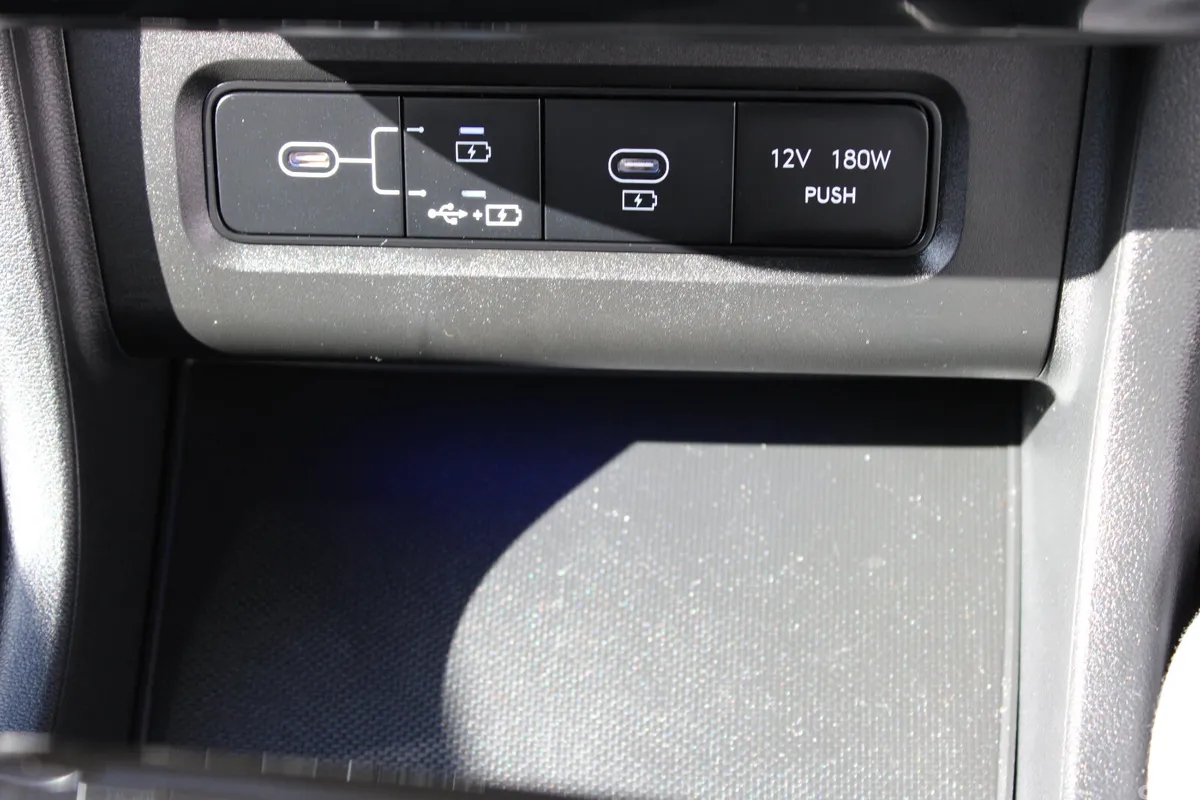 Hyundai Tucson SUV, Petrol Plug-in Hybrid, 2025, Black