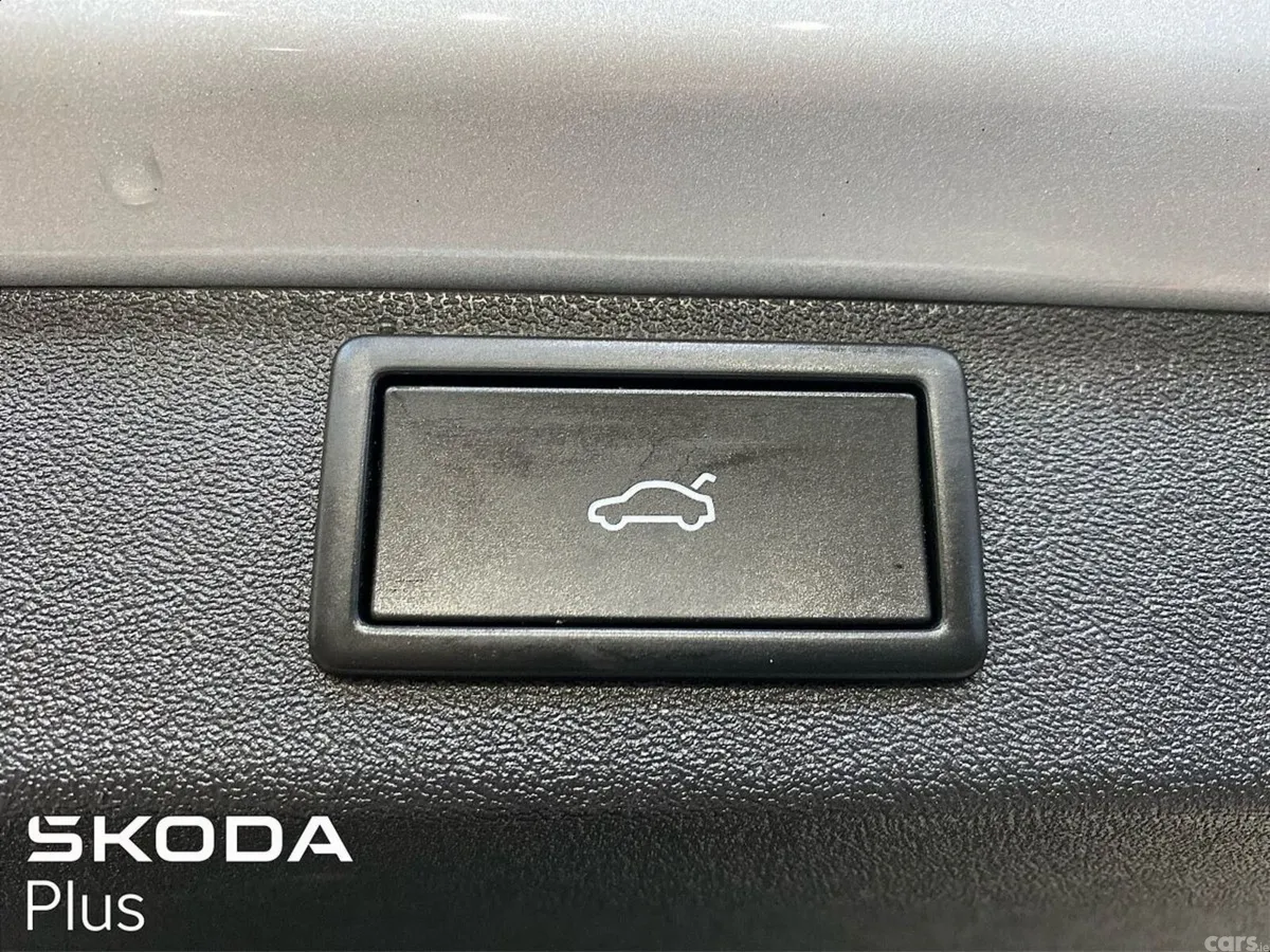 Skoda Enyaq Estate, Electric, 2026, Silver