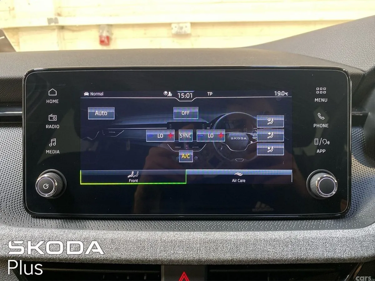 Skoda Scala Hatchback, Petrol, 2026, Silver