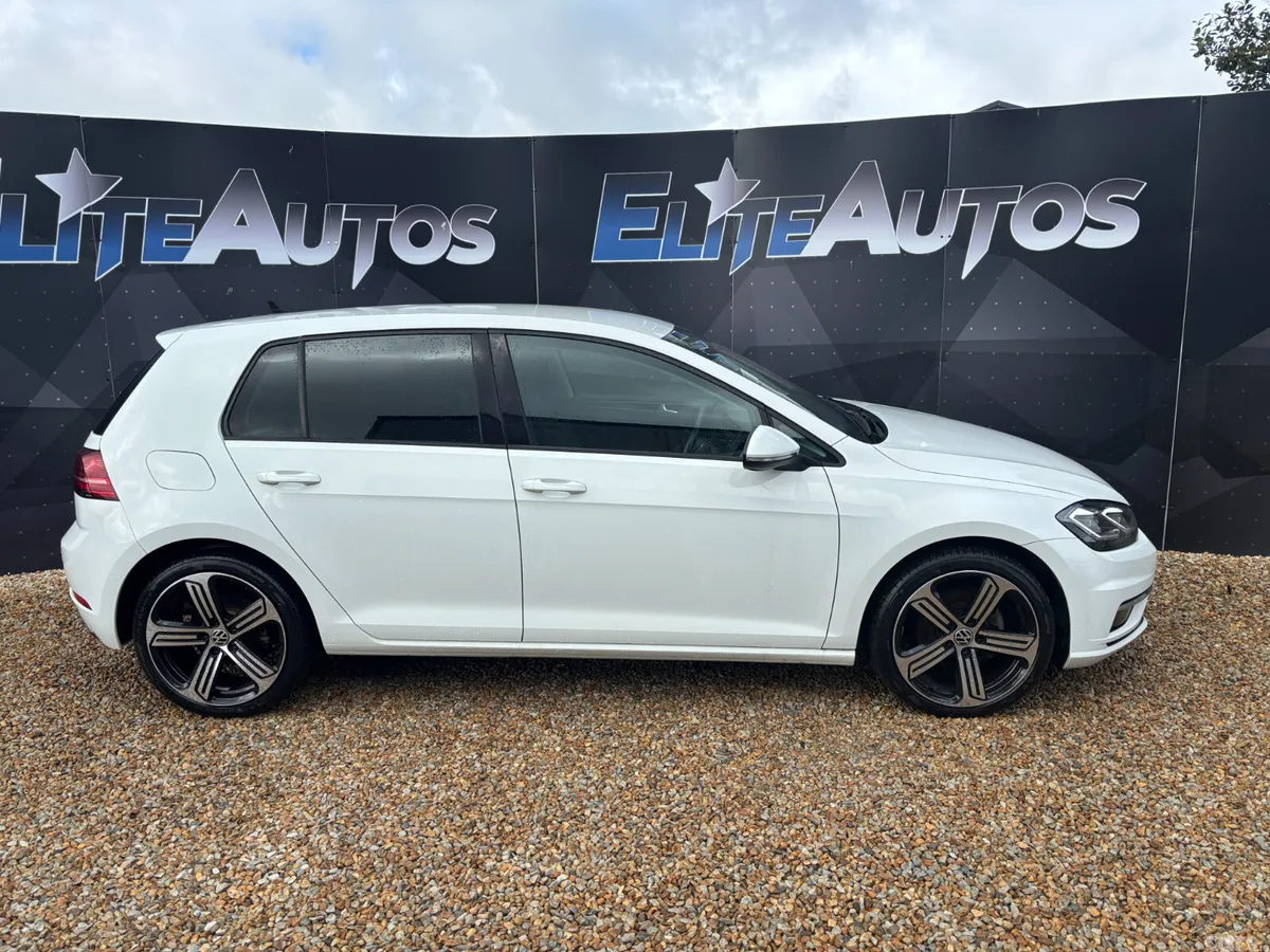 Volkswagen Golf Hatchback, Petrol, 2018, White