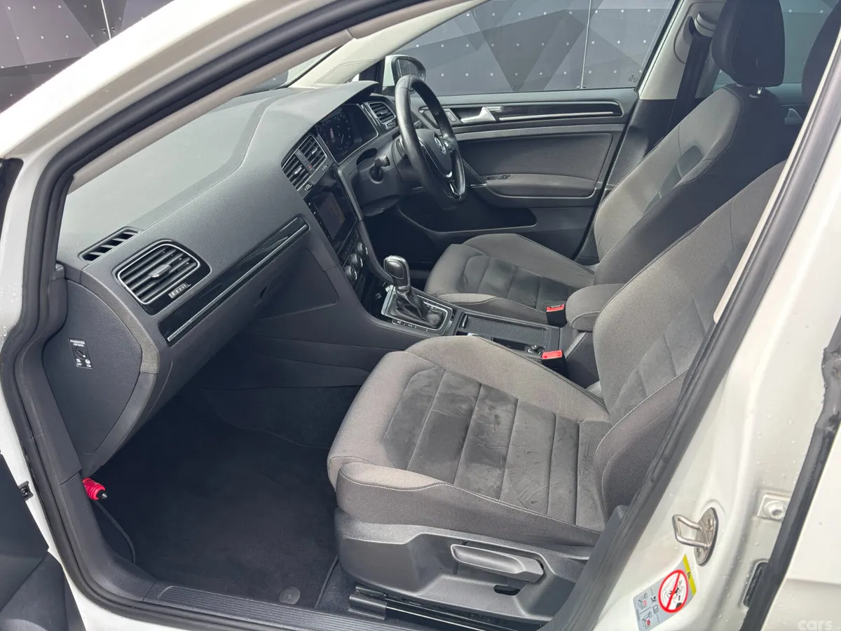 Volkswagen Golf Hatchback, Petrol, 2018, White