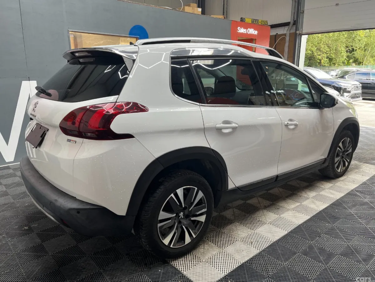 Peugeot 2008 SUV, Petrol, 2017, White