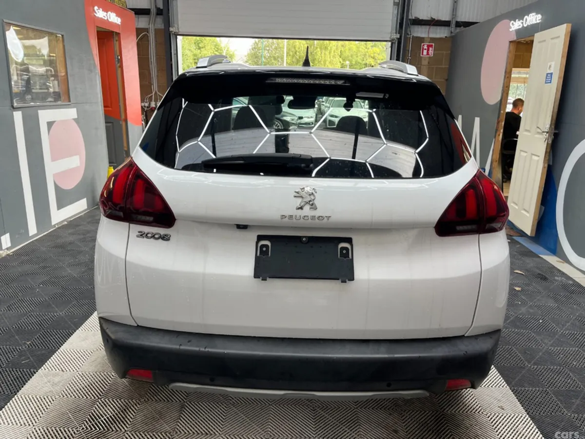Peugeot 2008 SUV, Petrol, 2020, White
