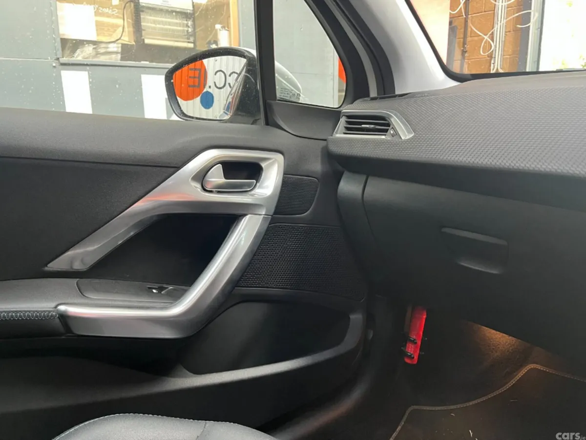 Peugeot 2008 SUV, Petrol, 2020, White