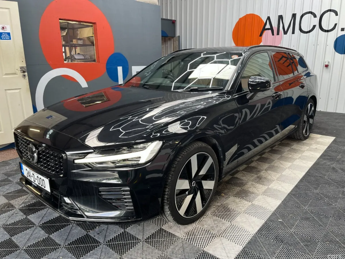 Volvo V60 Estate, Petrol Plug-in Hybrid, 2024, Black