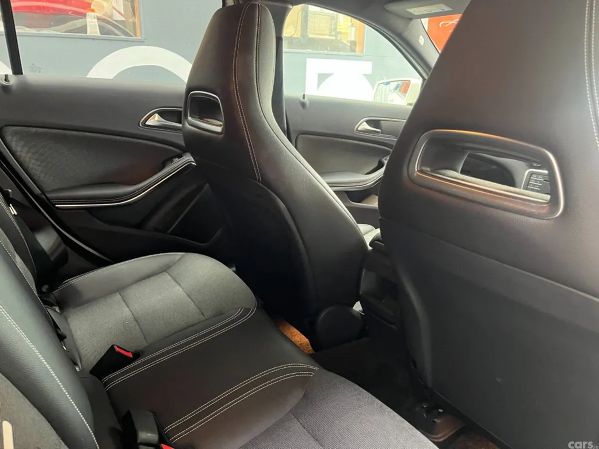 Mercedes-Benz A-Class Hatchback, Petrol, 2018, White