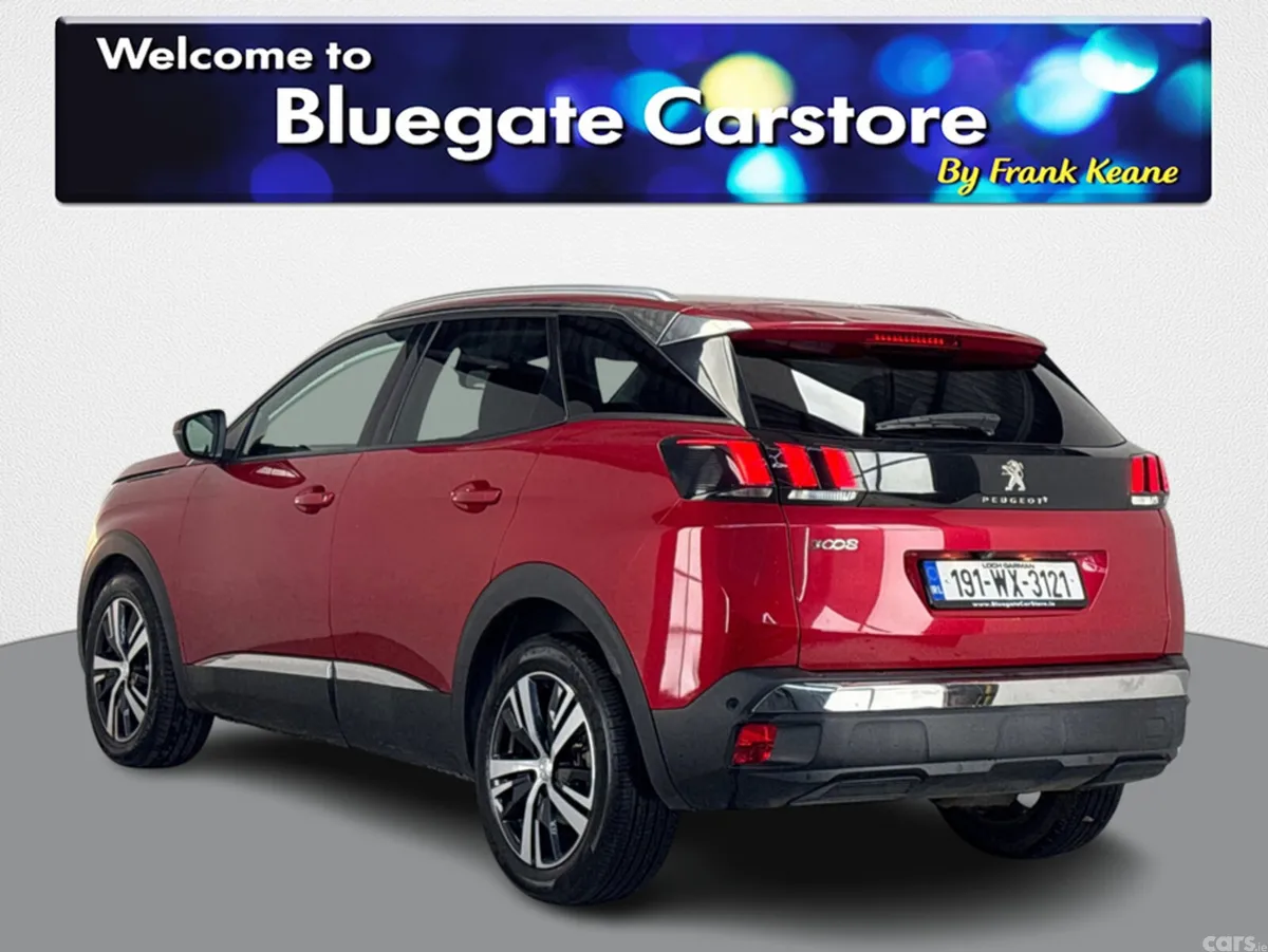 Peugeot 3008 Hatchback, Diesel, 2019, Red