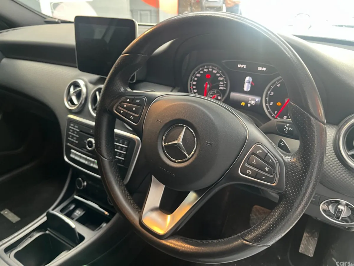 Mercedes-Benz A-Class Hatchback, Petrol, 2017, White