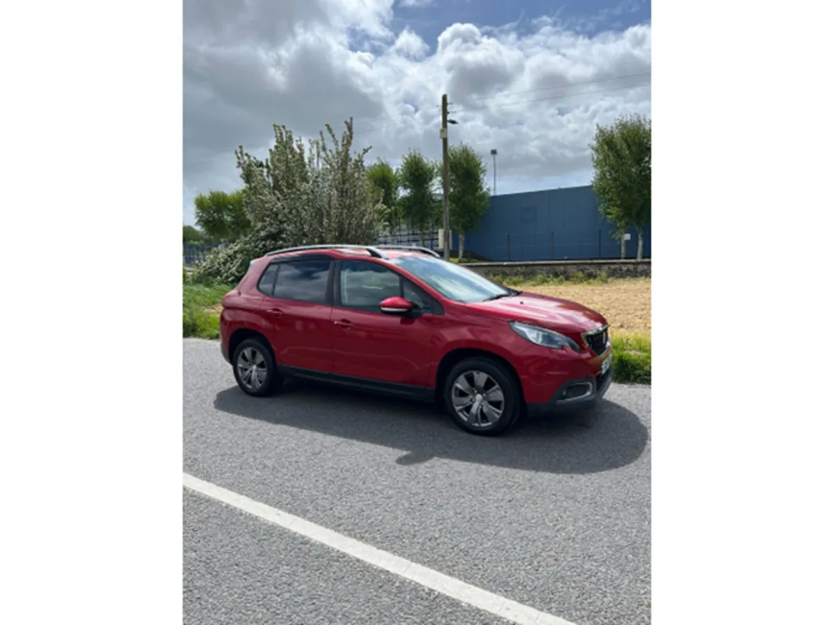 Peugeot 2008 Estate, Diesel, 2017, Red