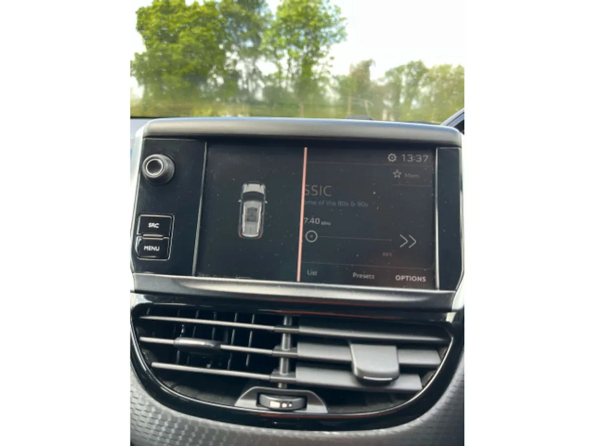 Peugeot 2008 Estate, Diesel, 2017, Red