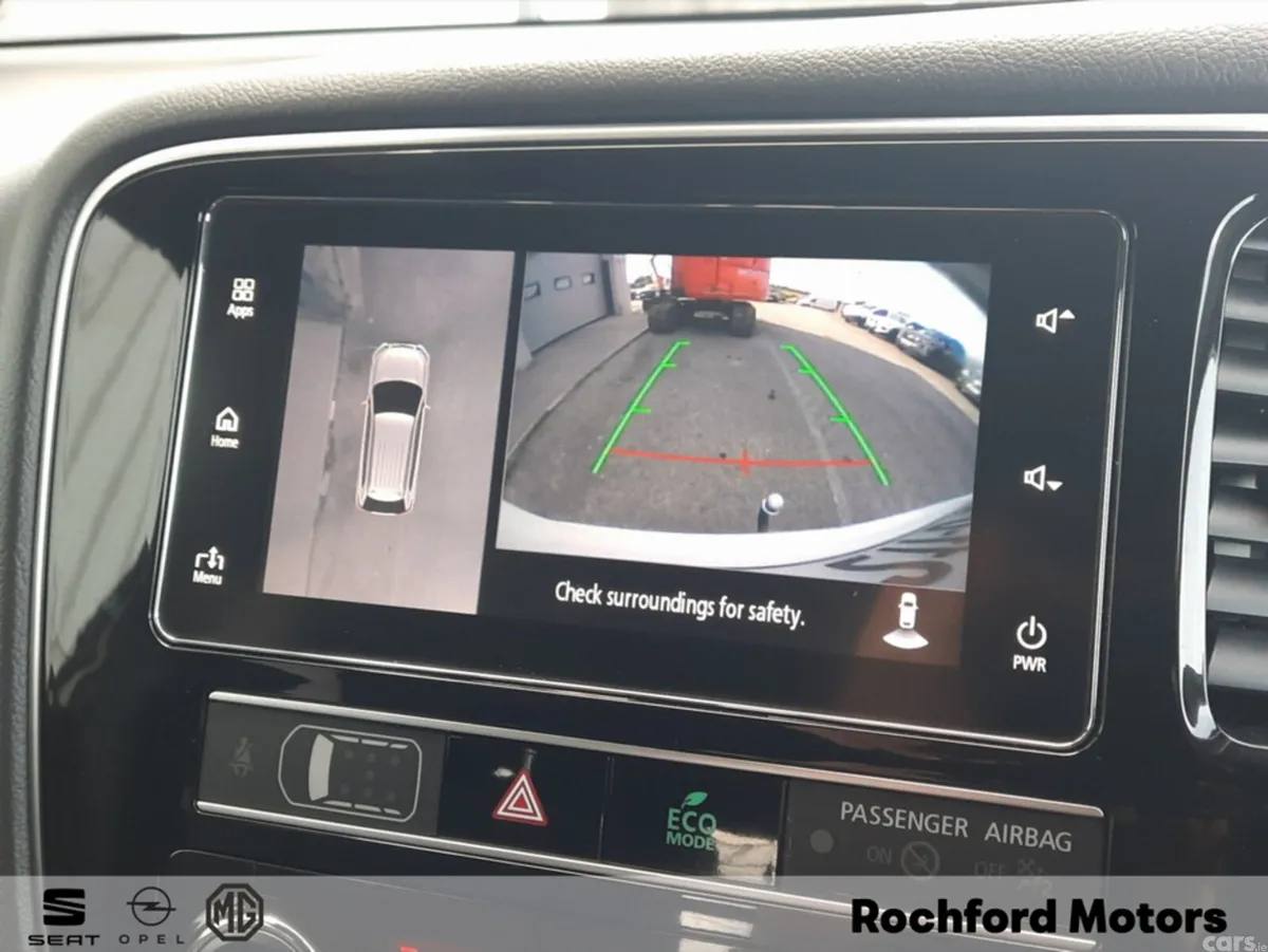 Mitsubishi Outlander Estate, Petrol Plug-in Hybrid, 2021, White