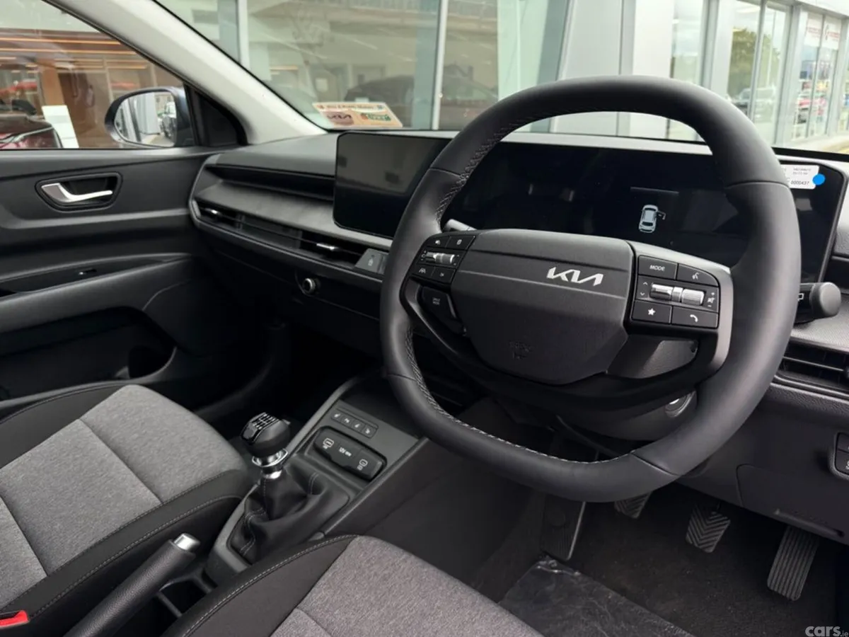 Kia Stonic Estate, Petrol Hybrid, 2026, Blue