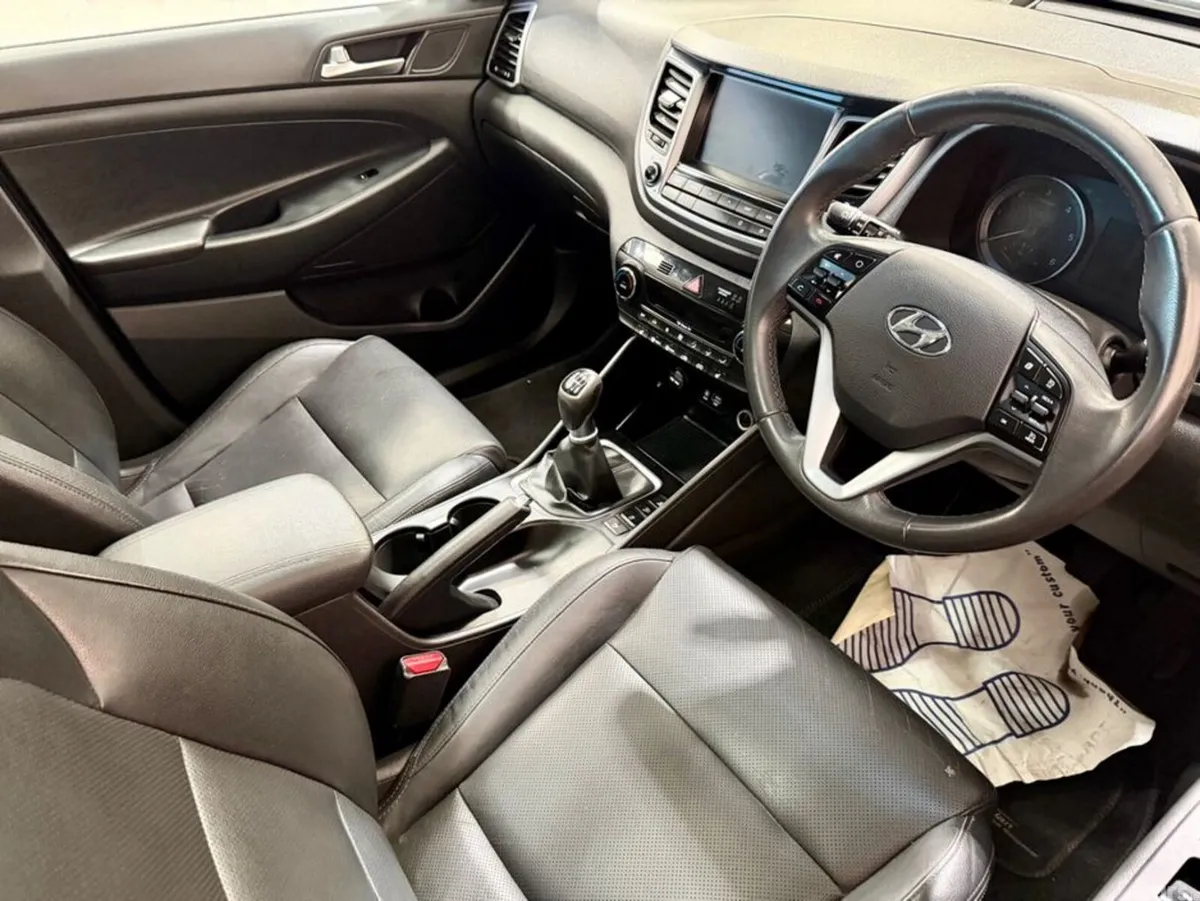 Hyundai Tucson MPV, Diesel, 2017, Grey